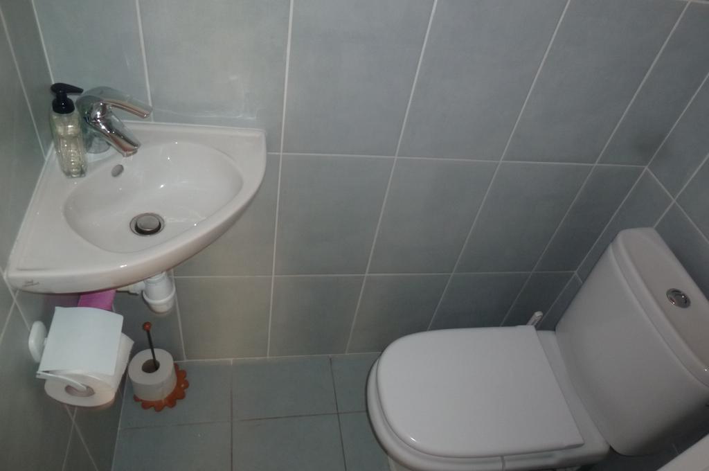 Stunning 2 Bed, 2 Bath Apt On The Cannes Sea Front Has Swimming Pool And Is A Secure Modern Building 464 Exterior foto