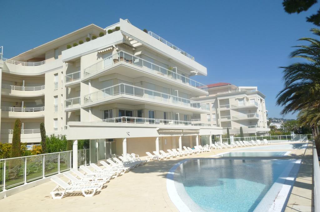 Stunning 2 Bed, 2 Bath Apt On The Cannes Sea Front Has Swimming Pool And Is A Secure Modern Building 464 Exterior foto