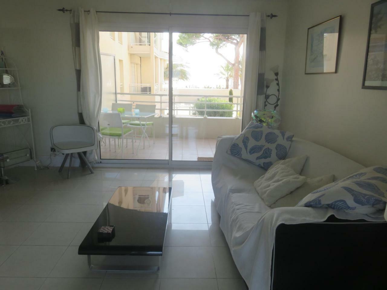 Stunning 2 Bed, 2 Bath Apt On The Cannes Sea Front Has Swimming Pool And Is A Secure Modern Building 464 Exterior foto